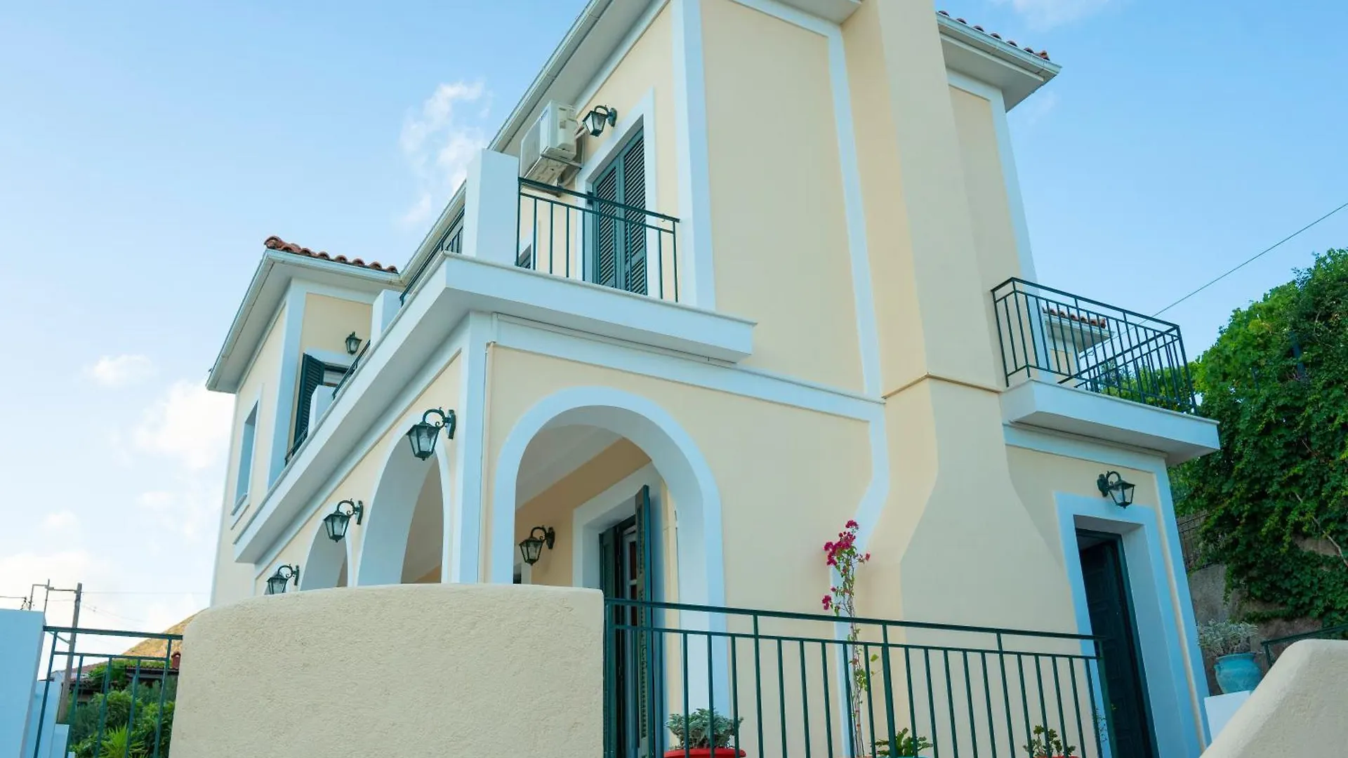 Bay View Villa Kourouklata Greece