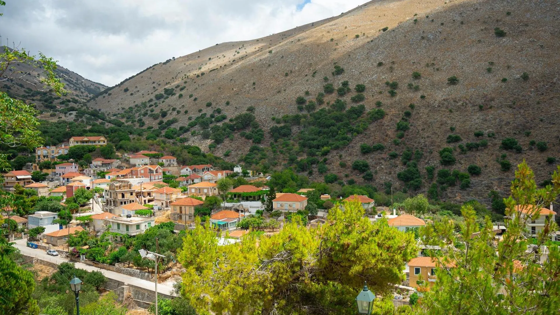 Bay View Villa Kourouklata
