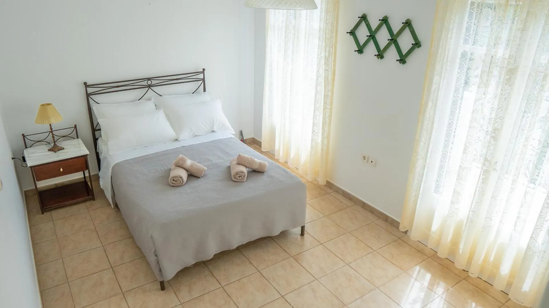 Bay View Villa Kourouklata